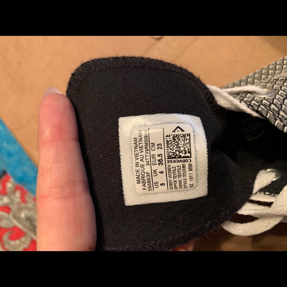 Converse Hi-tops - Picture 3 of 3